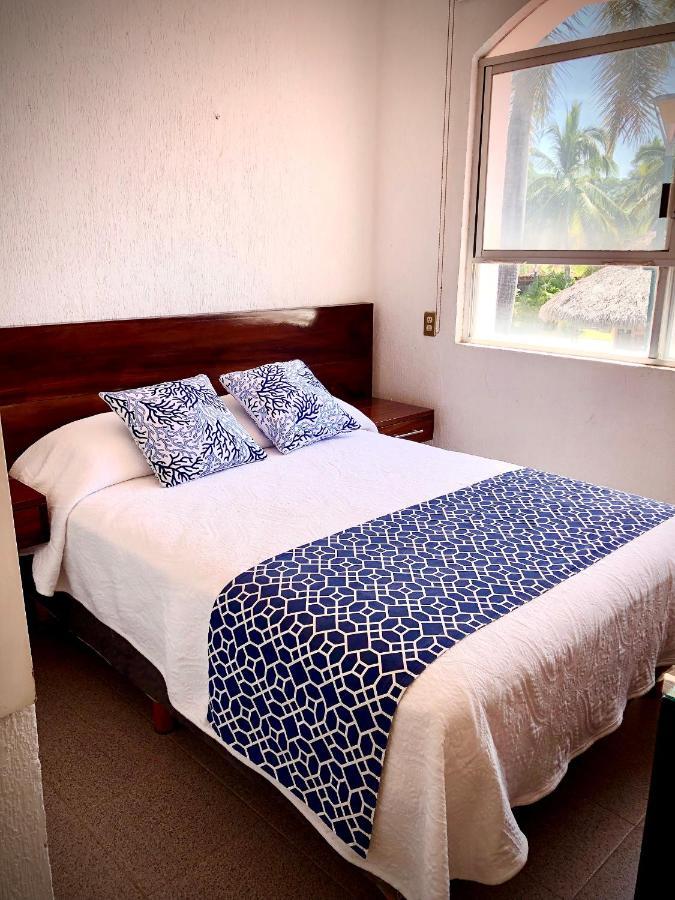 Casa Romantica De Playa Ixtapa  Eksteriør billede