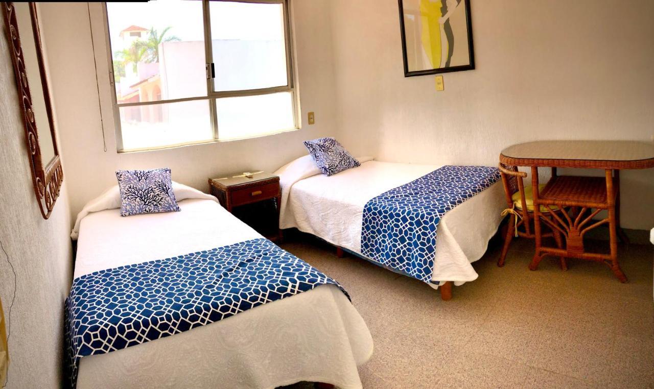 Casa Romantica De Playa Ixtapa  Eksteriør billede